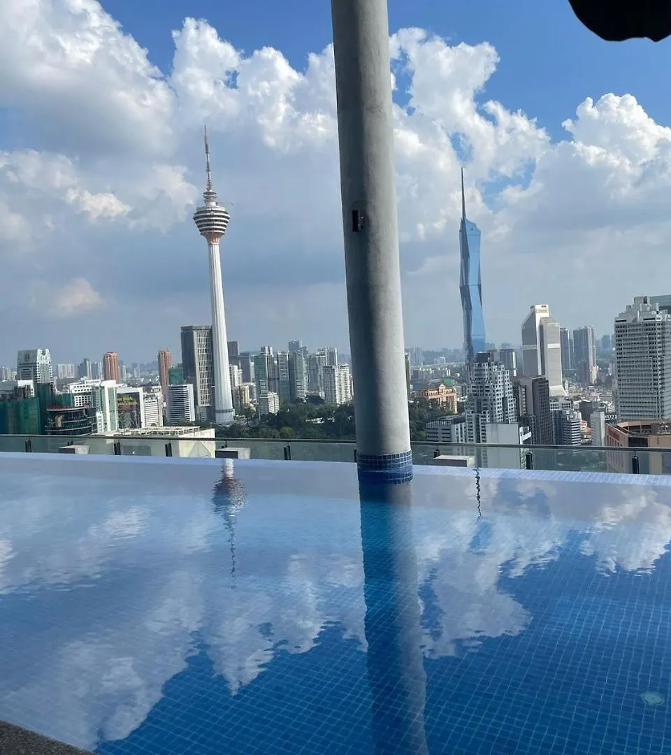 The Luxe Klcc By Homestay Kuala Lumpur